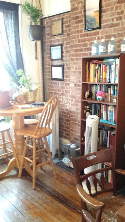 イースト ヴィレッジ ホームステイ ニューヨーク 部屋 写真